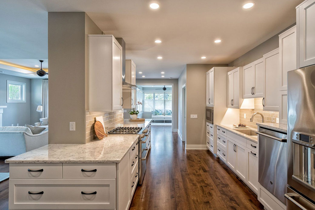 Emily Hughes Portfolio: Neutral Transitional Townhome Kitchen