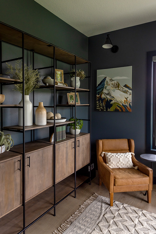 recreation room with pool table